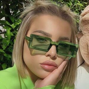 Trendy Green Square Sunglasses